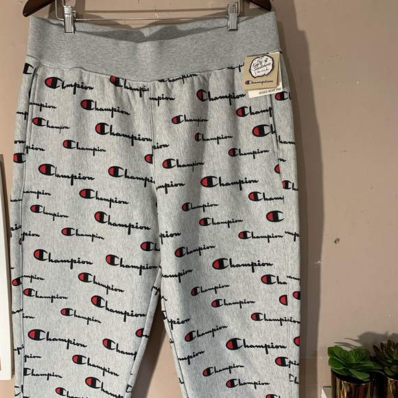 SOLD CHAMPION Reverse Weave Allover Script Logo - Picture 3 of 9